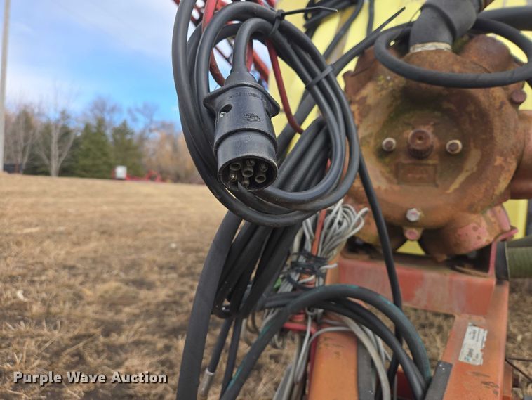 image for item EB1365 Hardi Navigator 1000M sprayer