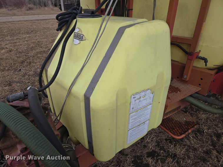 image for item EB1365 Hardi Navigator 1000M sprayer