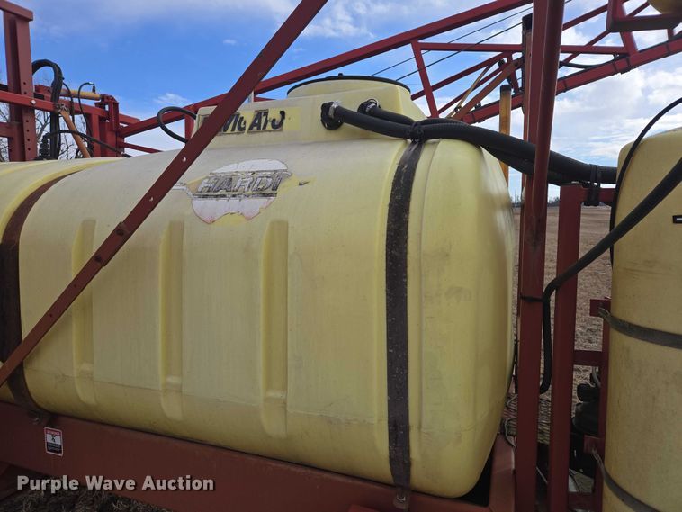 image for item EB1365 Hardi Navigator 1000M sprayer