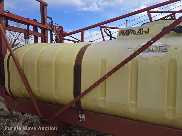 image for item EB1365 Hardi Navigator 1000M sprayer