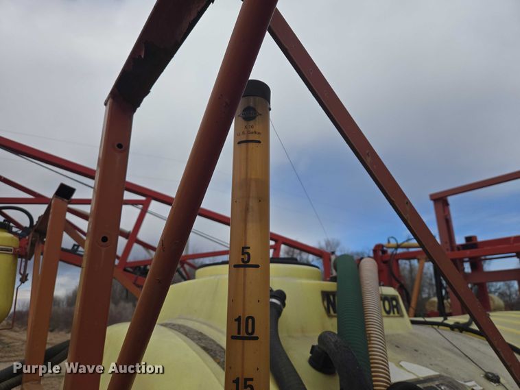 image for item EB1365 Hardi Navigator 1000M sprayer