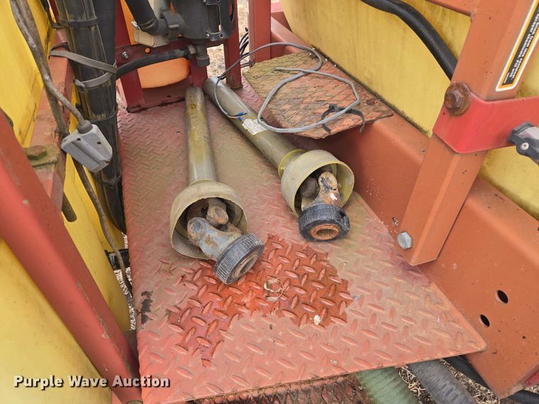 image for item EB1365 Hardi Navigator 1000M sprayer