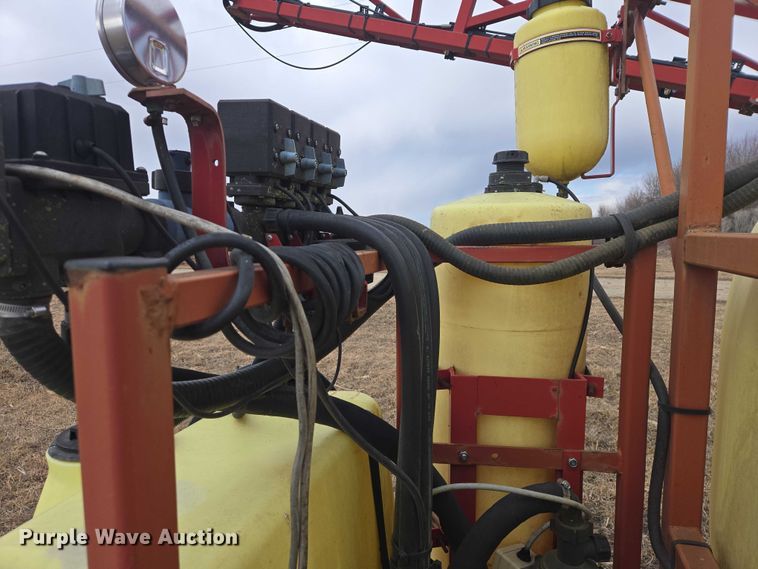 image for item EB1365 Hardi Navigator 1000M sprayer