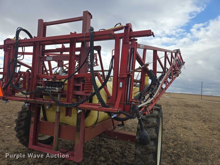 image for item EB1365 Hardi Navigator 1000M sprayer