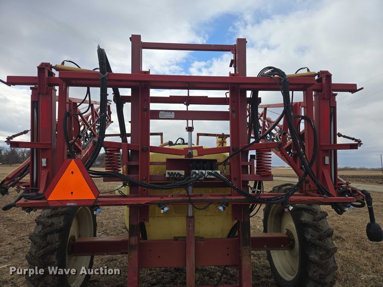 image for item EB1365 Hardi Navigator 1000M sprayer