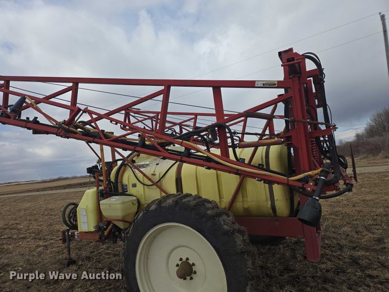 image for item EB1365 Hardi Navigator 1000M sprayer