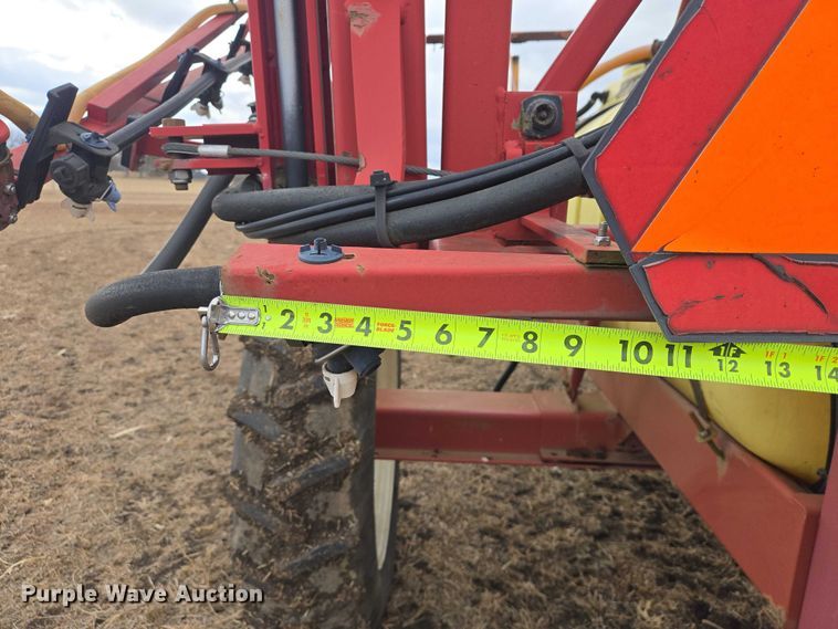 image for item EB1365 Hardi Navigator 1000M sprayer