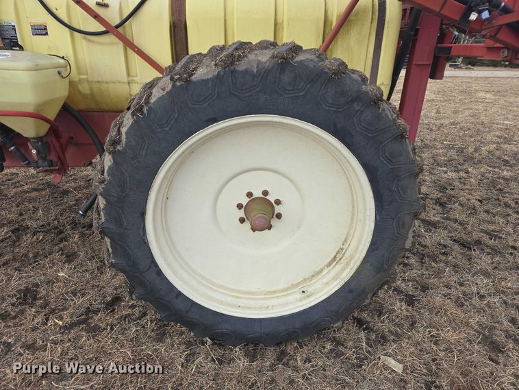 image for item EB1365 Hardi Navigator 1000M sprayer