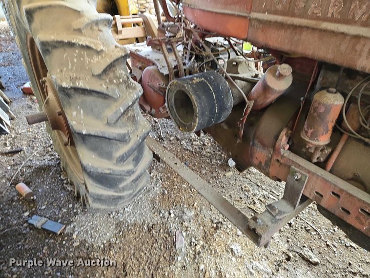 image for item EB1372 1951 International Harvester McCormick Farmall M tractor