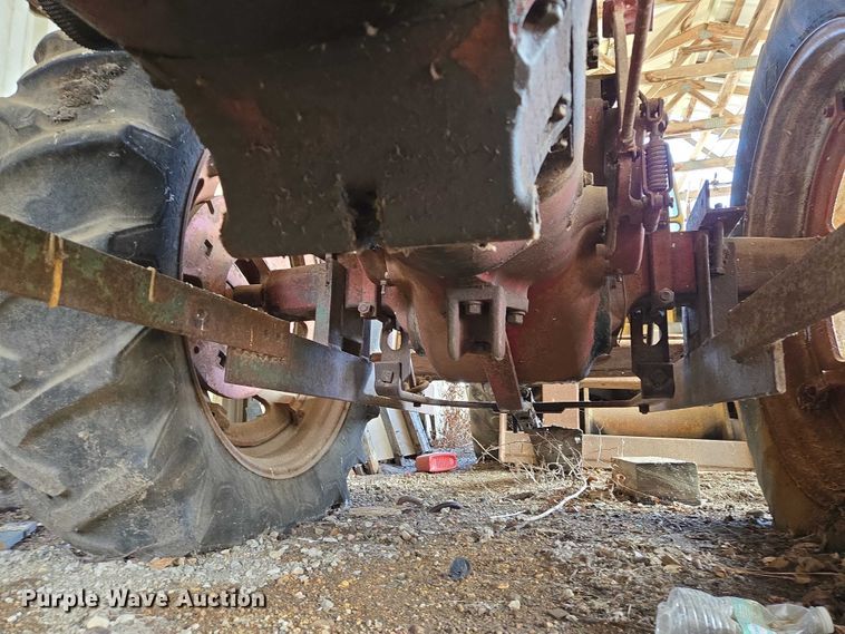 image for item EB1372 1951 International Harvester McCormick Farmall M tractor