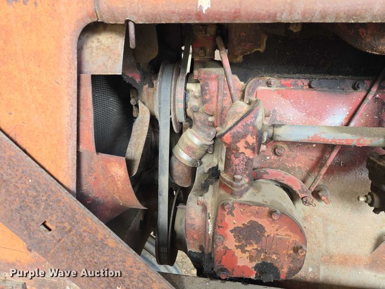 image for item EB1372 1951 International Harvester McCormick Farmall M tractor