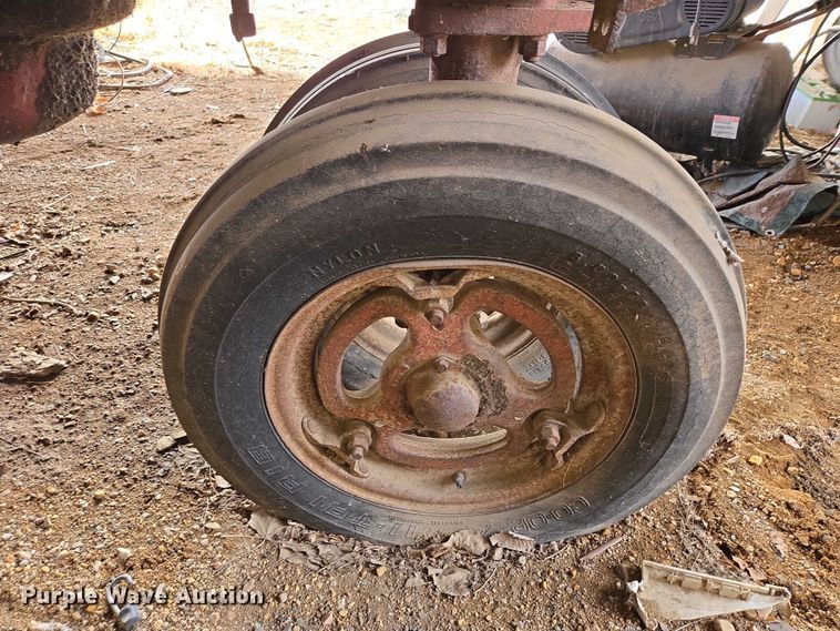 image for item EB1372 1951 International Harvester McCormick Farmall M tractor