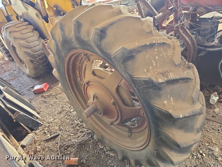 image for item EB1372 1951 International Harvester McCormick Farmall M tractor