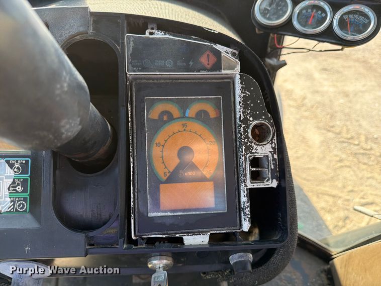 image for item ED5182 1993 John Deere 4760 tractor