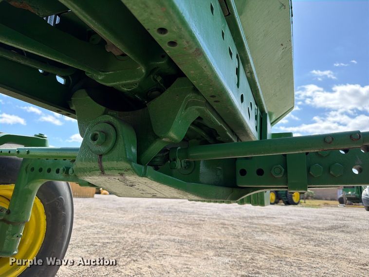 image for item ED5183 1992 John Deere 4760 tractor