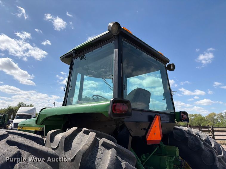 image for item ED5183 1992 John Deere 4760 tractor