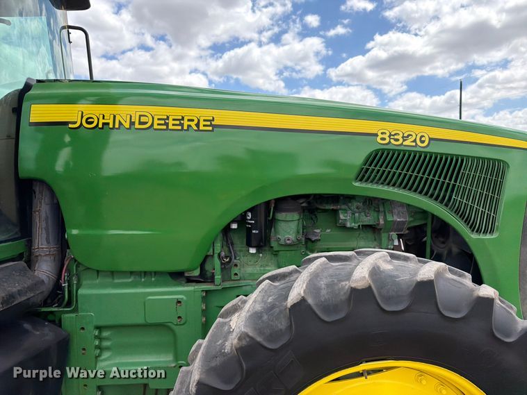 image for item ED5184 2004 John Deere 8320 MFWD tractor