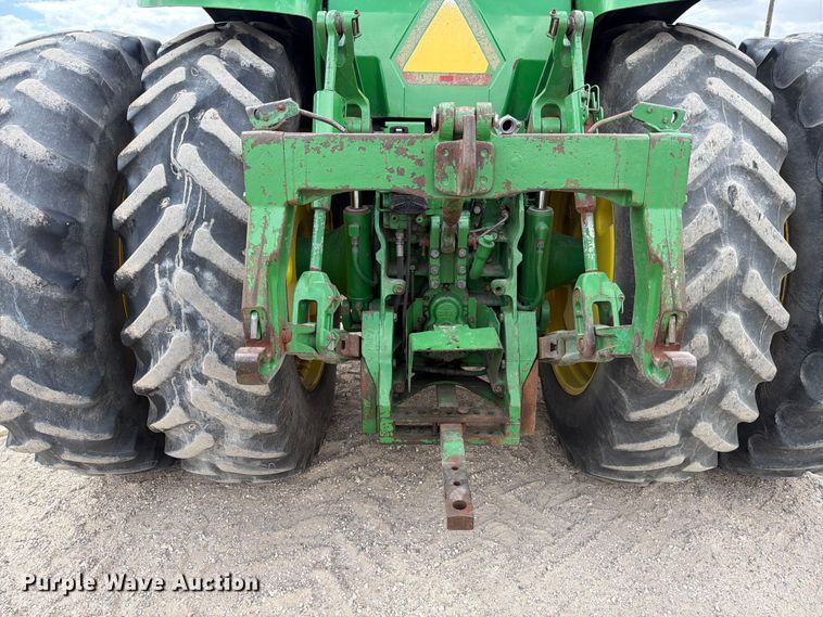 image for item ED5184 2004 John Deere 8320 MFWD tractor