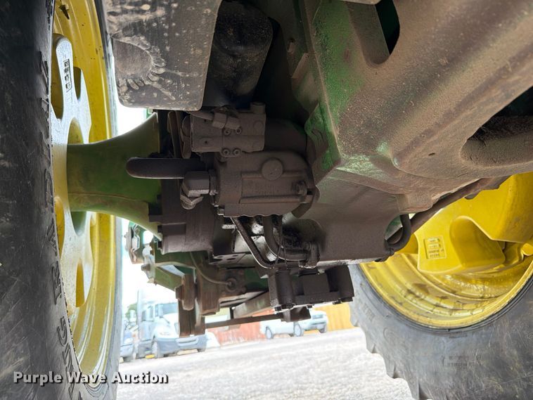 image for item ED5184 2004 John Deere 8320 MFWD tractor