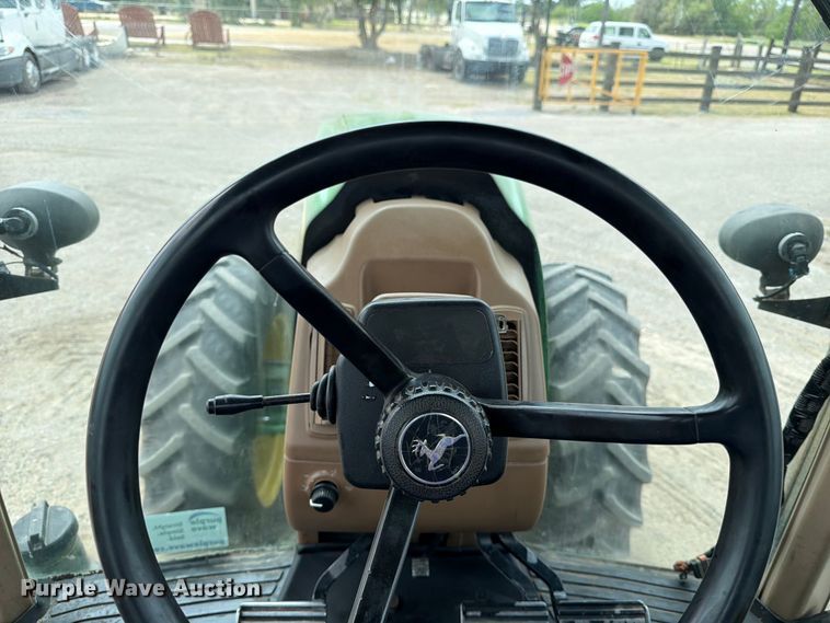 image for item ED5184 2004 John Deere 8320 MFWD tractor