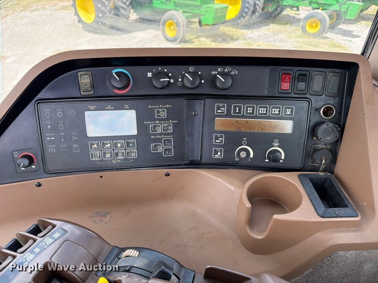 image for item ED5184 2004 John Deere 8320 MFWD tractor