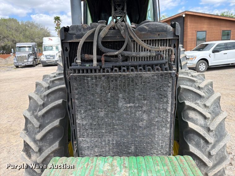 image for item ED5184 2004 John Deere 8320 MFWD tractor