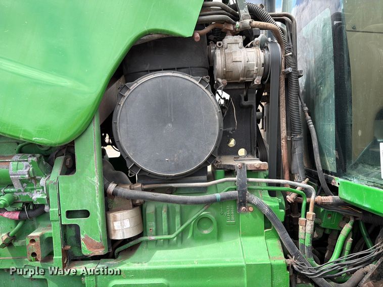 image for item ED5184 2004 John Deere 8320 MFWD tractor