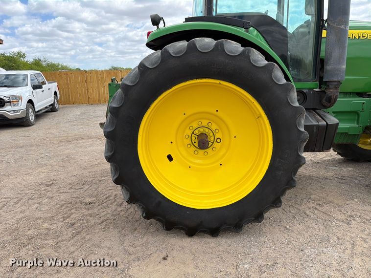 image for item ED5184 2004 John Deere 8320 MFWD tractor