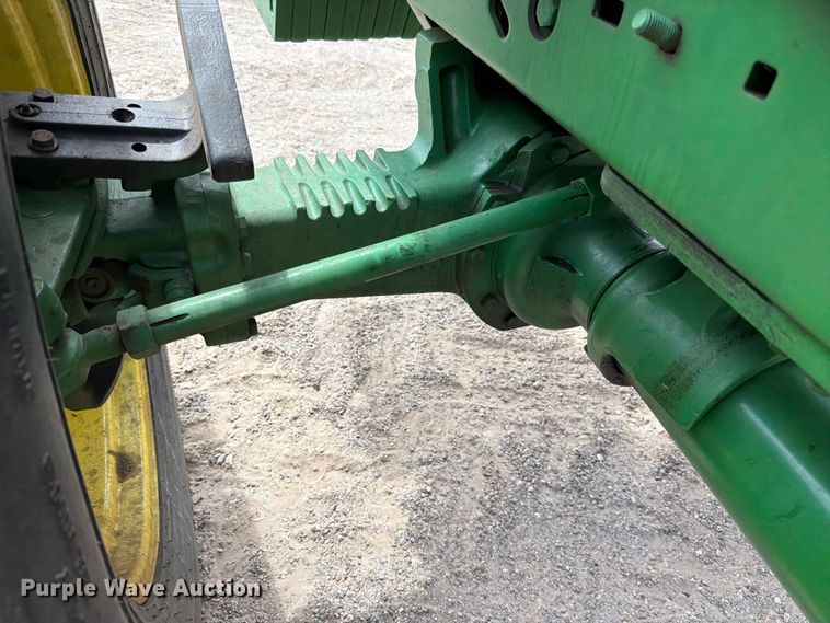 image for item ED5185 1994 John Deere 4760 MFWD tractor