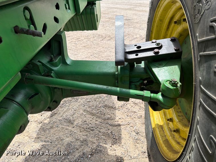 image for item ED5185 1994 John Deere 4760 MFWD tractor