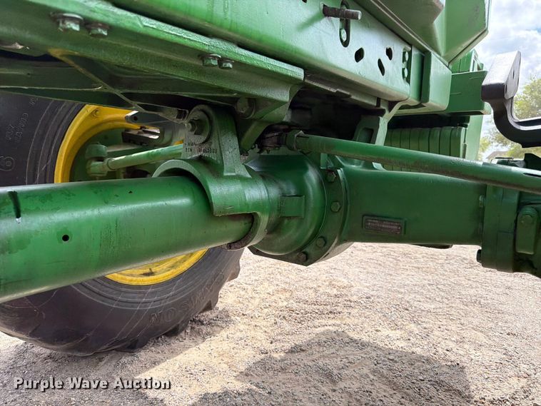 image for item ED5185 1994 John Deere 4760 MFWD tractor