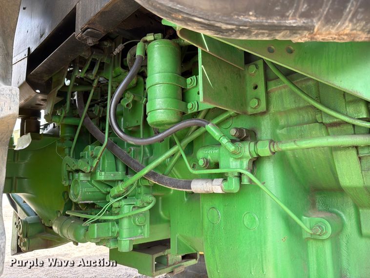 image for item ED5185 1994 John Deere 4760 MFWD tractor