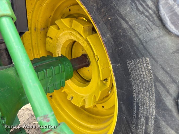 image for item ED5185 1994 John Deere 4760 MFWD tractor