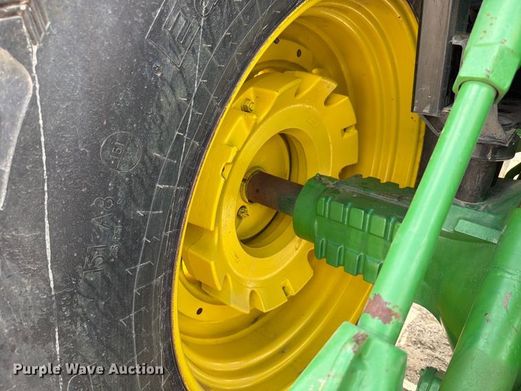 image for item ED5185 1994 John Deere 4760 MFWD tractor