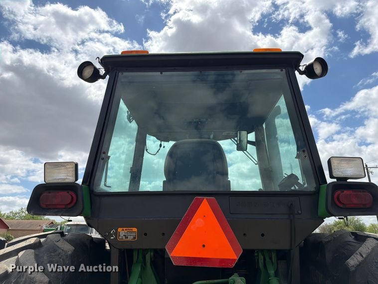 image for item ED5185 1994 John Deere 4760 MFWD tractor