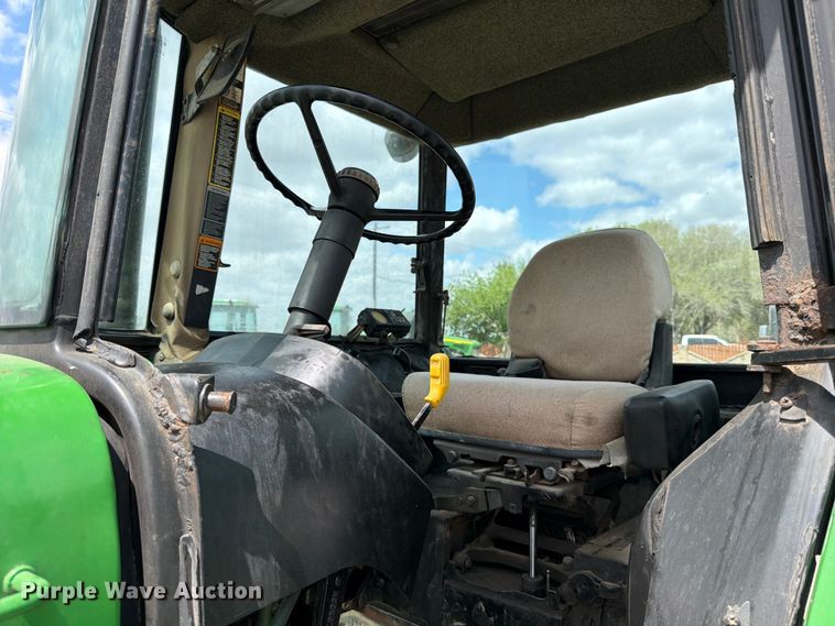 image for item ED5185 1994 John Deere 4760 MFWD tractor