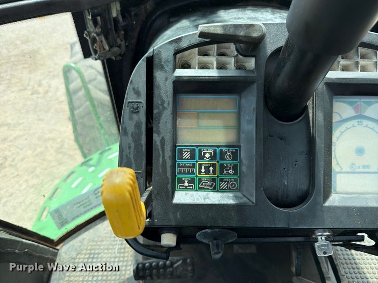 image for item ED5185 1994 John Deere 4760 MFWD tractor