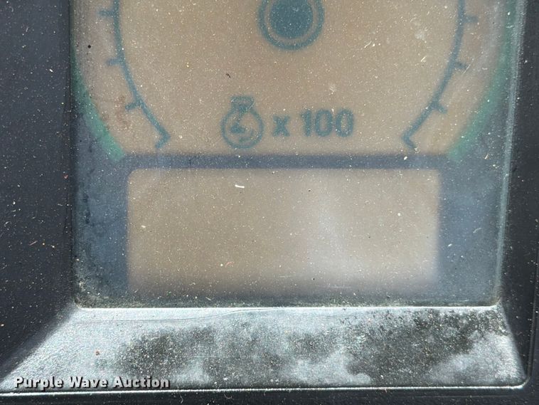 image for item ED5185 1994 John Deere 4760 MFWD tractor