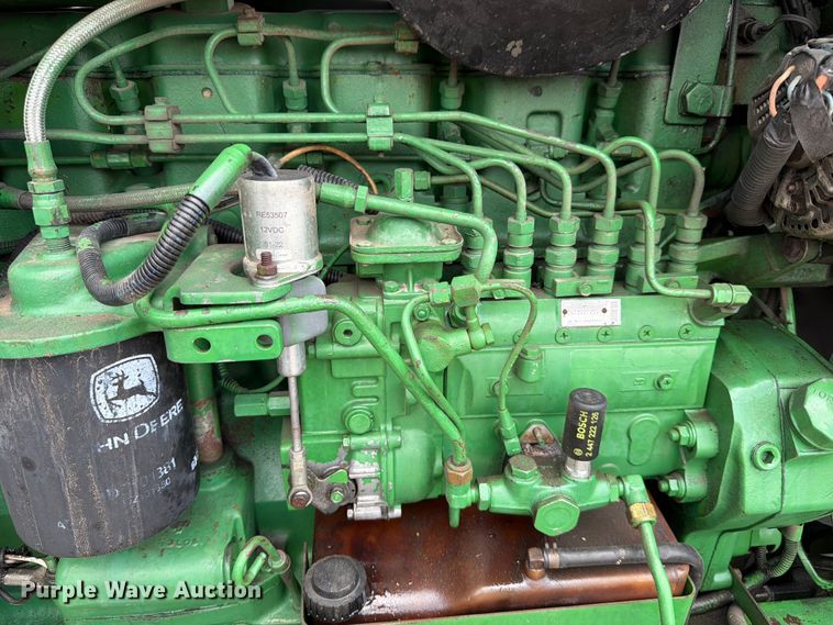 image for item ED5185 1994 John Deere 4760 MFWD tractor