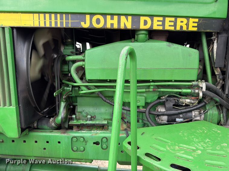 image for item ED5185 1994 John Deere 4760 MFWD tractor