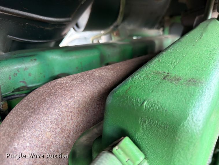 image for item ED5185 1994 John Deere 4760 MFWD tractor