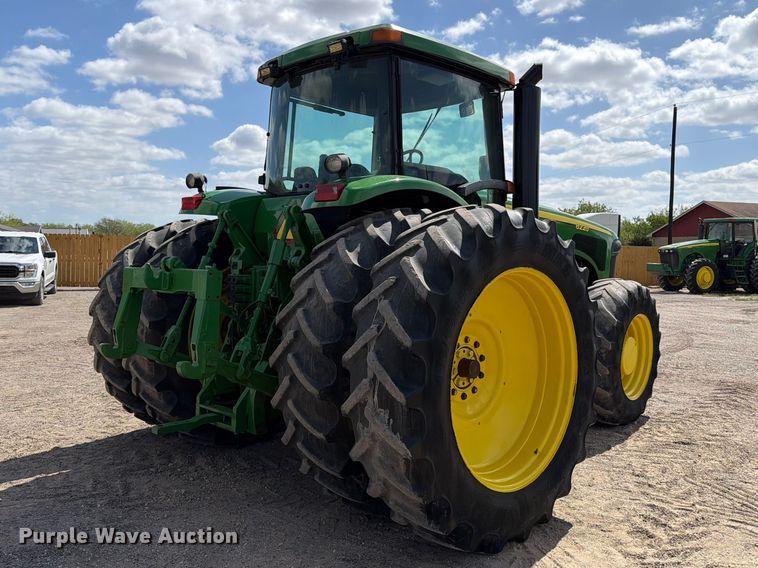 image for item ED5186 2005 John Deere 8220 MFWD tractor