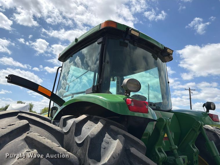 image for item ED5186 2005 John Deere 8220 MFWD tractor