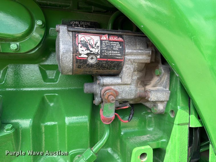 image for item ED5186 2005 John Deere 8220 MFWD tractor