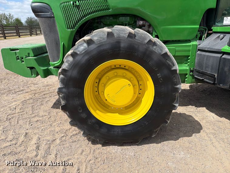 image for item ED5186 2005 John Deere 8220 MFWD tractor