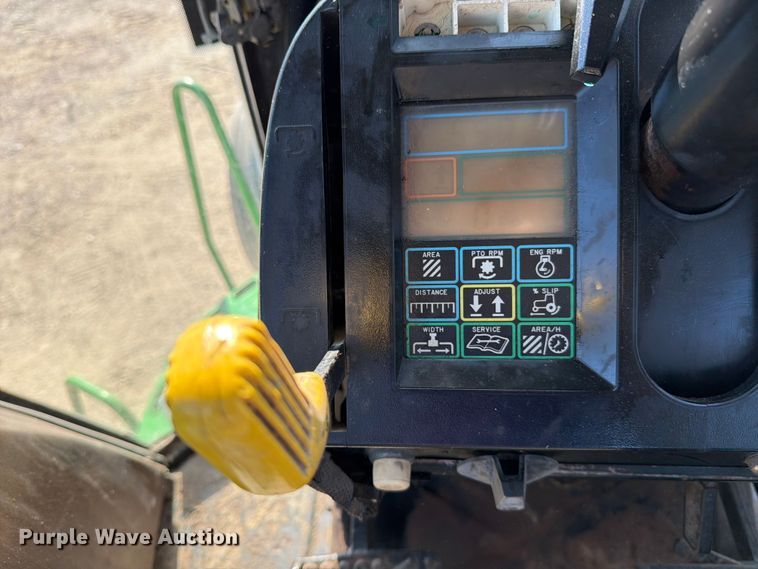 image for item ED5187 1993 John Deere 4760 tractor