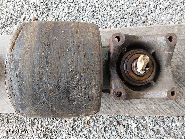 image for item EE5209 (3) tractor belt pullies 