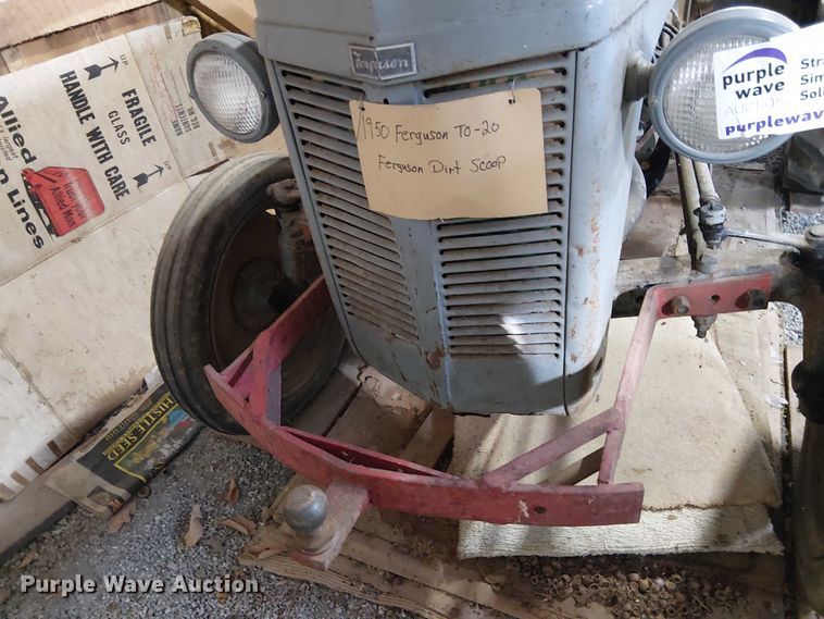 image for item EE5210 1950 Ferguson TO20 tractor
