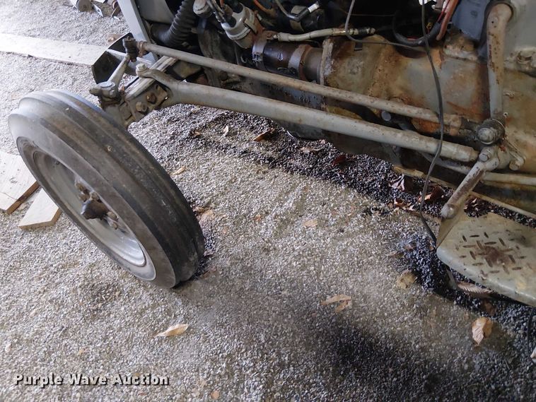 image for item EE5210 1950 Ferguson TO20 tractor