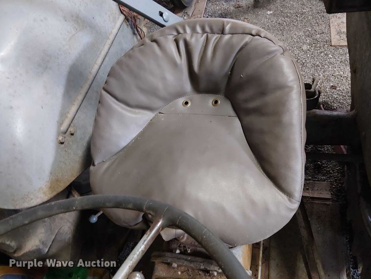 image for item EE5210 1950 Ferguson TO20 tractor